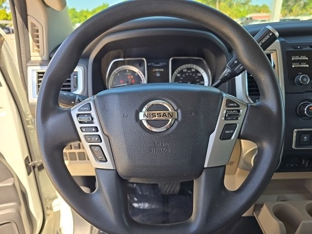 2017 Nissan Titan XD SV